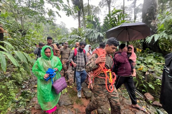 Indian Army Leads Massive Rescue Operations in Wayanad Following Devastating Landslides